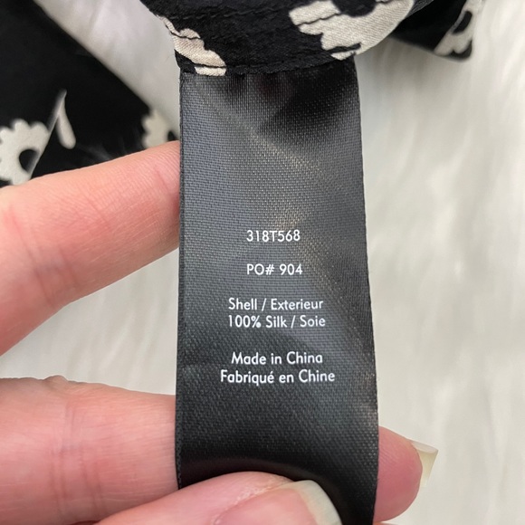 Elizabeth and James Silk Long Sleeve Floral Blouse - Picture 8 of 8